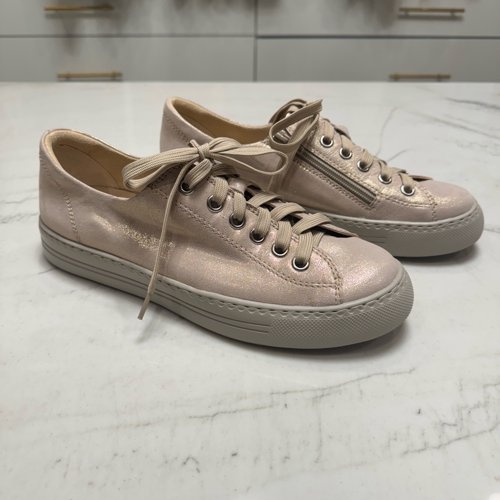 New Vaneli Leather Sneakers NWOT